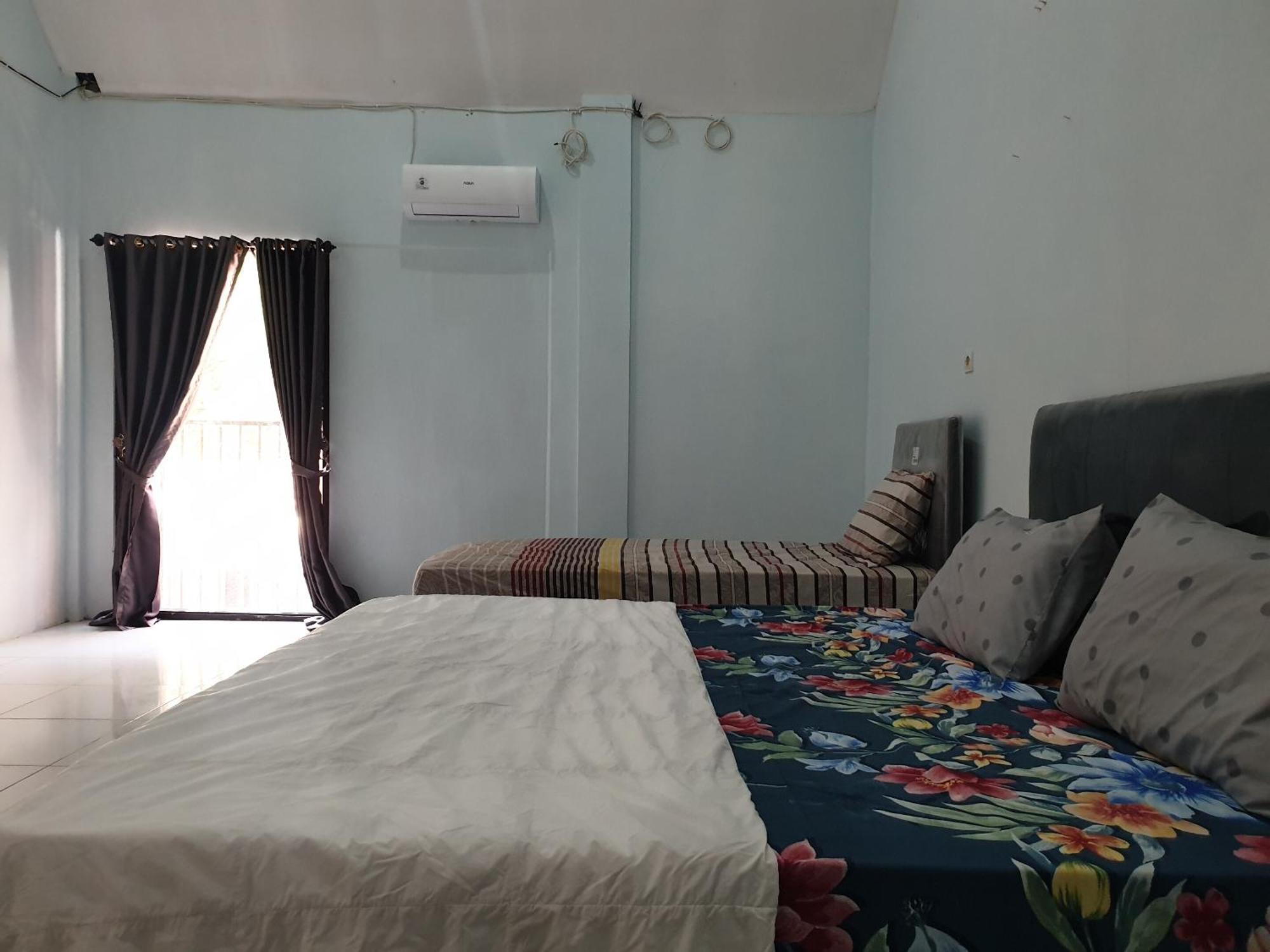 Capital O 92612 Penginapan D'Alas Purwo & Beachnearpadang Savana Sadengan Banyuwangi  Esterno foto